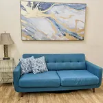 Stylish Loft Apartments Near Downtown With Free Parking